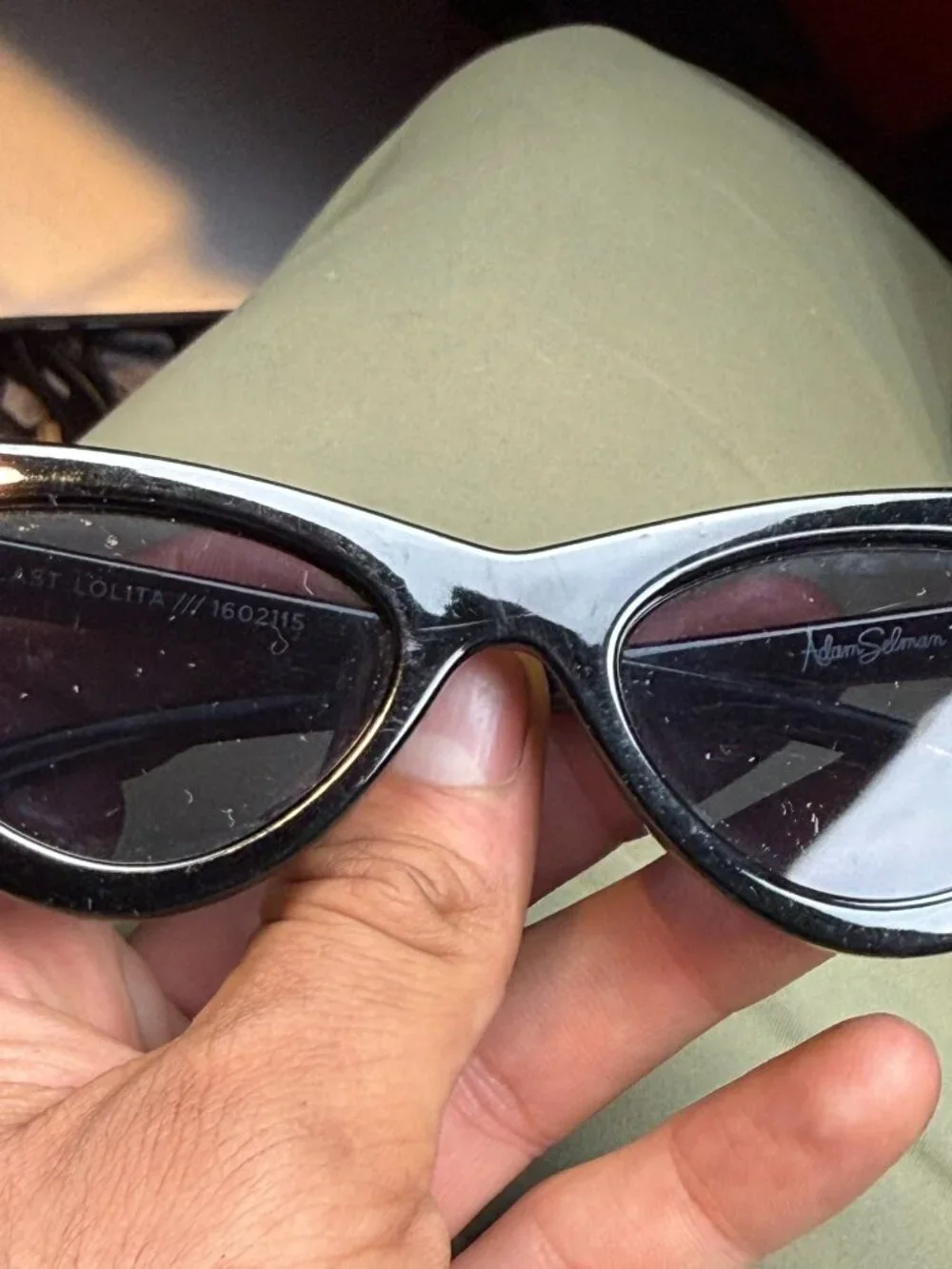 Adam Selman x Le Specs Black Cat Eye Sunglasses Scratched damage on lens & frame